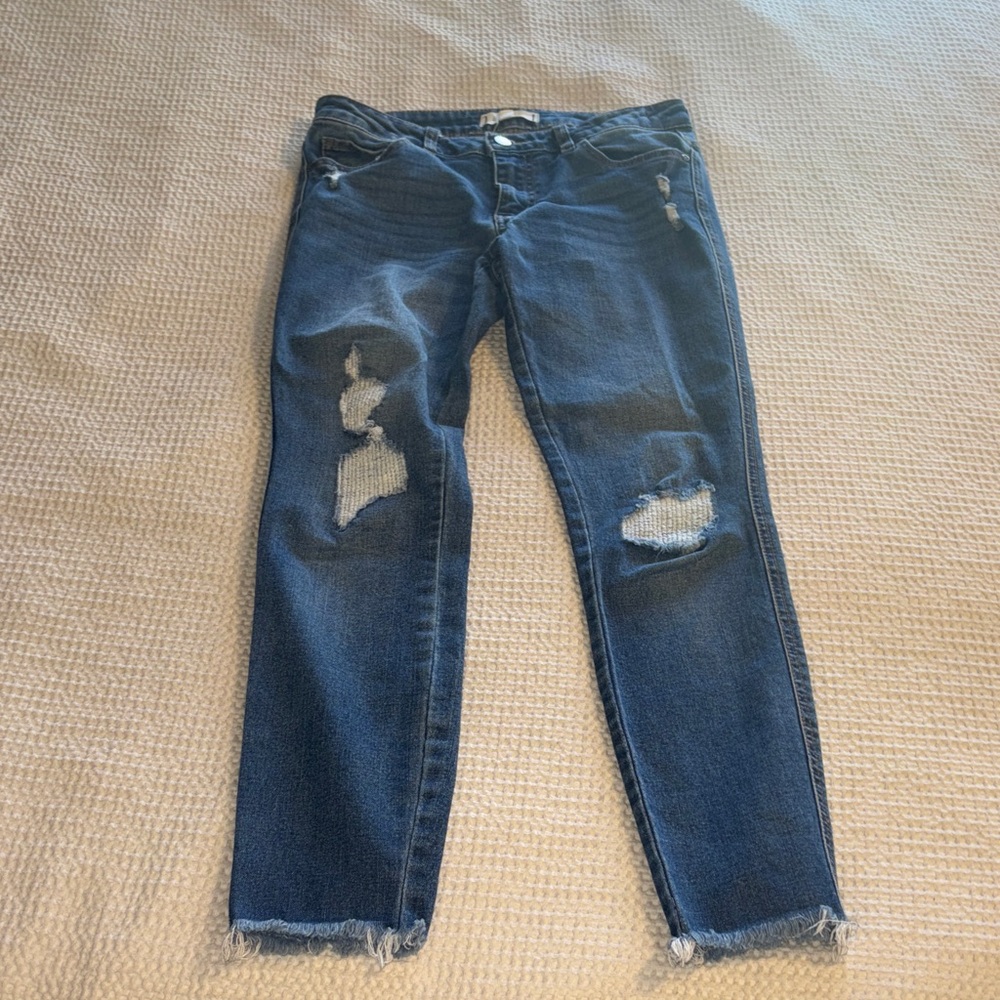 Harper Mid Rise Distressed Ankle Jeans